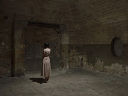 Andrea Fraser, Untitled (video, audio, objects), exhibition view. Courtesy of Marian Goodman Gallery