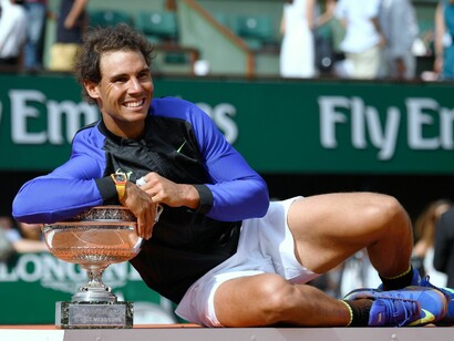 El manacorí posando sonriente con su décimo trofeo