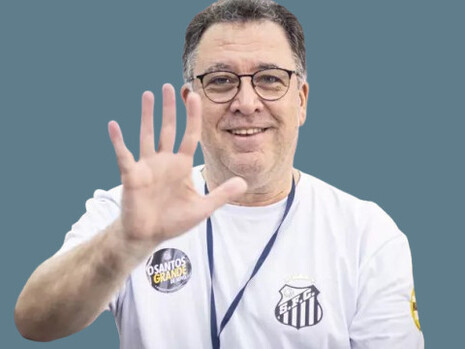 Com trajetórias preocupantes e sem soluções concretas, Santos e Corinthians seguem caminhos que podem resultar em novos desafios e rebaixamentos. Marcelo Teixeira, Foto: Raul Baretta/Santos FC / Gazeta Esportiva
