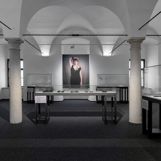 Mother of pearls, exhibition view. Courtesy of OÖ Landes-Kultur GmbH