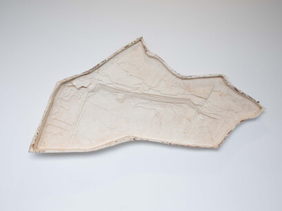 Ioana Marinescu, Hill. Reenactment, exhibition view. Courtesy of National Museum of Contemporary Art