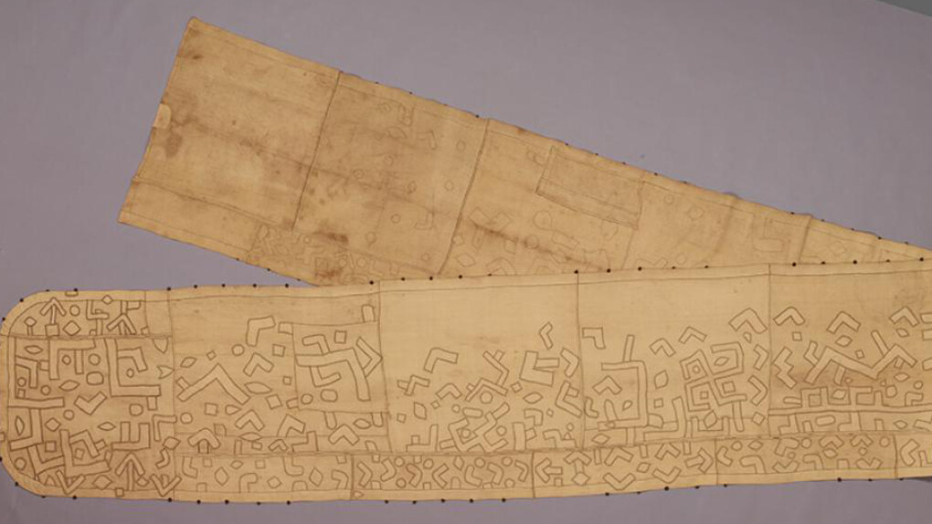 Wearable Raffia from Africa. Courtesy of Dallas Museum of Art