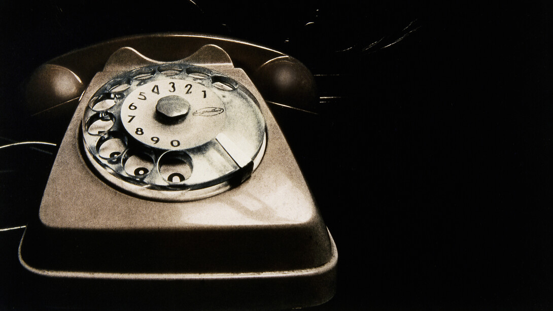 Gianni Pezzani, Series: Cucina della mamma, sorpresa nella notte, 1982 © Concessione dell'artista