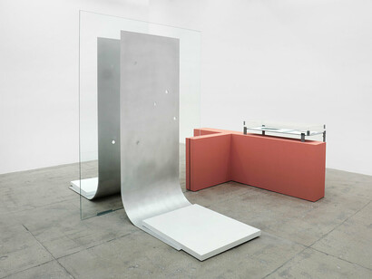 Nairy Baghramian
Colonne Cassée / Sketch
Aluminium, painted aluminium, 1 gouache on paper,
1 print on paper, glass, zinc coated metal, Plexiglas
230,5 x 294,6 x 298,8 cm / 90,75 x 115,98 x 117,64"
Installation view Work desk for an Ambassador's Wife,
Marian Goodman Gallery, New York City, 2019
Photograph by Cathy Carver