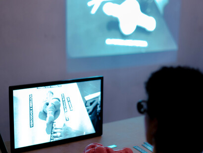 Sistema-cinema: êxtase & exercício. Courtesy of Galeria Jaqueline Martins