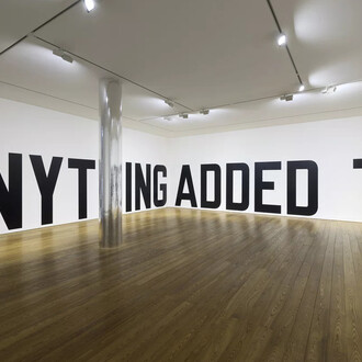 Lawrence Weiner, Anything added to something, exhibition view. Courtesy of Pace Gallery