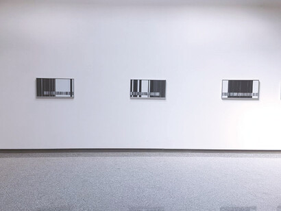 Luc Peire, Exhibition view. Courtesy of Lorenzelli Arte