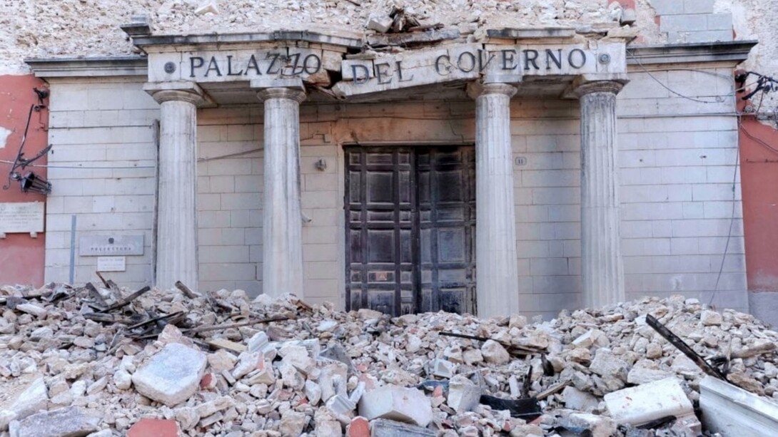 Il Parlamento europeo ha alcuni poteri di bilancio, tra questi il controllo dei conti. Il relatore della Commissione parlamentare competente su tale dossier, il danese Søndergaard, a causa della segretezza dei documenti ufficiali ha dovuto svolgere indagini personali sul come sono stati spesi i danari europei