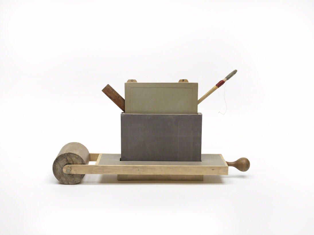 John Fraser, Courier, 2015. Courtesy of Traywick Contemporary