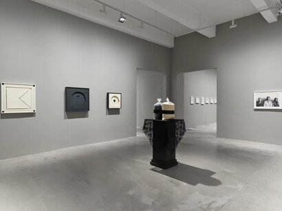 Anna Maria Maiolino, Anna. And the infinite line, exhibition view. Courtesy of Hauser & Wirth Gallery