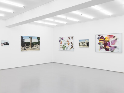 Daniel Blaufuks, (Ainda) à espera de Godot, vista da exposição. Cortesia da Galeria Vera Cortês