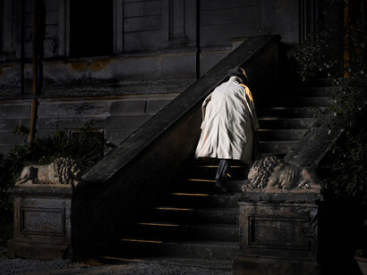 L’oscurità della notte si addice all’episodio noir nella vita di Puccini che Paolo Benvenuti ricostruisce © Enzo Cei