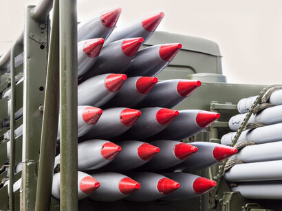 El gobierno de Pekín advirtió que este movimiento de estos tres países podría desatar una nueva carrera armamentista y la proliferación de armas nucleares