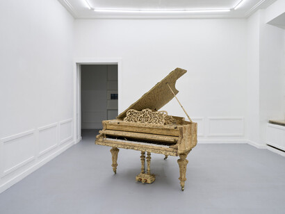 Roman Stańczak, P o w i ś l e w r z e s i e ń, exhibition view. Courtesy of Stereo Gallery