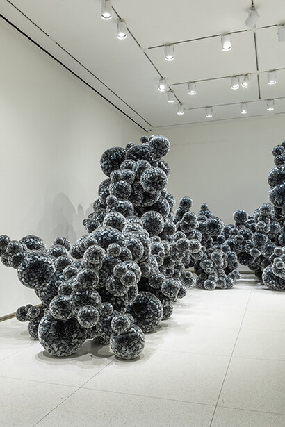 Tara Donovan. Courtesy of Smart Museum of Art