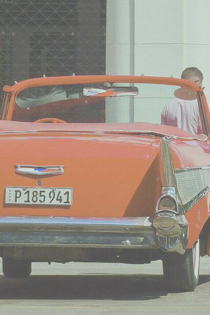 A situação piorou devido às novas sanções impostas pelos Estados Unidos após sua intervenção na Venezuela, que interromperam o fluxo de petróleo para Cuba