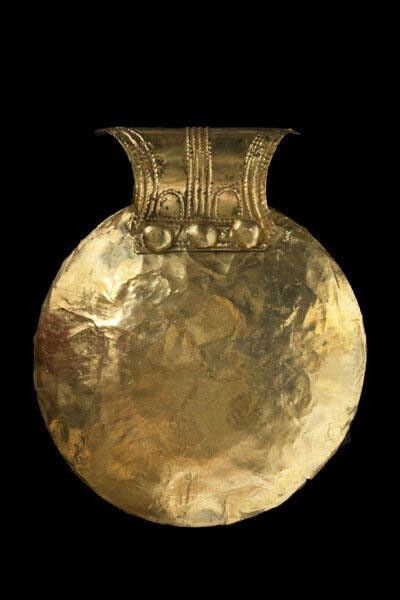 Bulla aurea, Su concessione del ministero per i Beni e le Attività Culturali – Soprintendenza Speciale per i Beni Archeologici di Roma Museo Nazionale Romano – Palazzo Massimo alle Terme