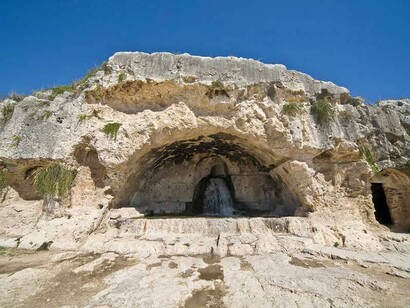 Siracusa, Grotta del Ninfeo