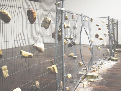 Kader Attia, El silencio mata, 2018