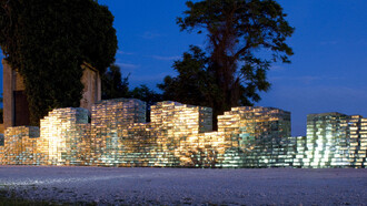 Shan Shan Sheng - Open Wall