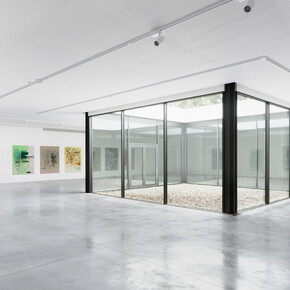 Libasse Ka, Notes on shape shifting, exhibition view. Courtesy of Museum Dhondt-Dhaenens