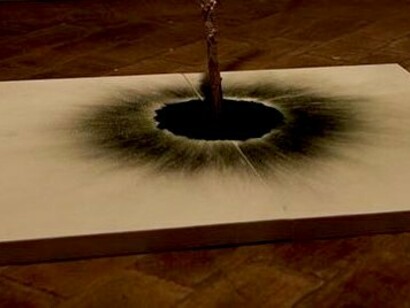 «Territórios, vestígios, lascas» na Galeria Trem