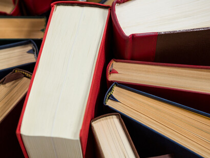 A literatura clássica preserva ideias que continuam presentes, mesmo quando já não reconhecemos suas origens