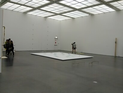 Gallery shot, Smoke nearby, MCA, Chicago