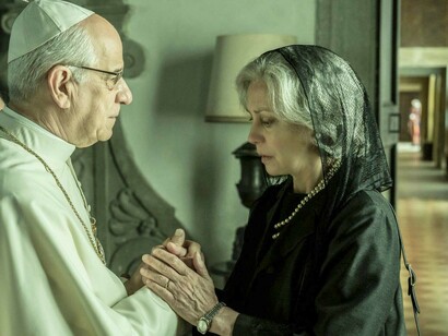 Toni Servillo e Margherita Buy in una scena del film "Esterno Notte" di Marco Bellocchio