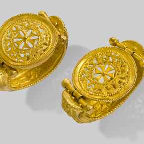 Bracelets, 6th century. Byzantine. Benaki Museum, Athens.