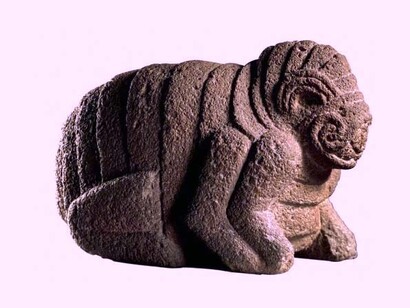 Pulga, escultura azteca
