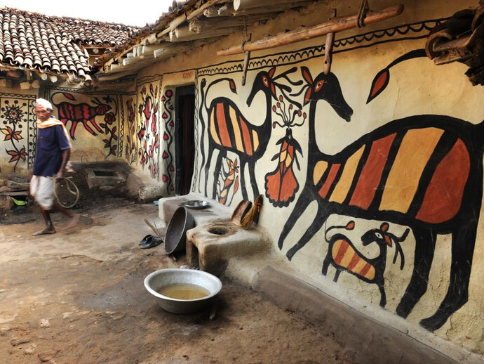Deidi Von Schaewen, Courtyard in  Bhelwara, Sohrai style