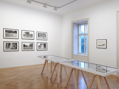 Body Politics. Courtesy of Galerie Thaddaeus Ropac