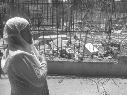 Cementerio destruido durante la Guerra Civil Libanesa en Beirut, 1982