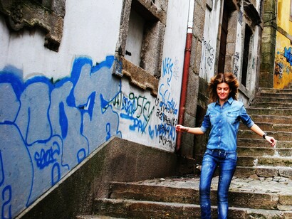 Oporto. Calles empinadas en el centro de la ciudad