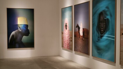 Galleria d'arte. Caterina Toschi indaga l'interazione tra culture artistiche europee ed extraeuropee