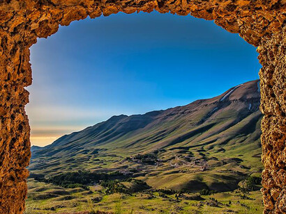Quadisha Valley, photo by Henry Fakhry