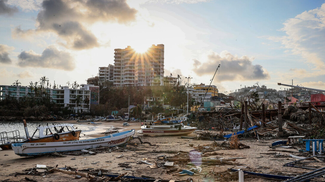 La ciudad de Acapulco devastada por el paso del huracán Otis, México, 2023