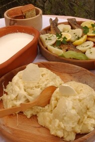 Almoço típico montenegrino
