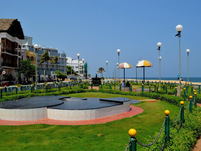 Pondicherry promenade