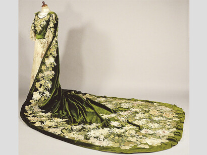 ourt Dress Worn by the Empress Meiji  / ca.1910 / Collection of the Kyoritsu Women’s University Museum