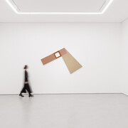 Manfredo de Souzanetto, Da terra, o que vem... vista da exposição. Cortesia da Galeria Simões de Assis