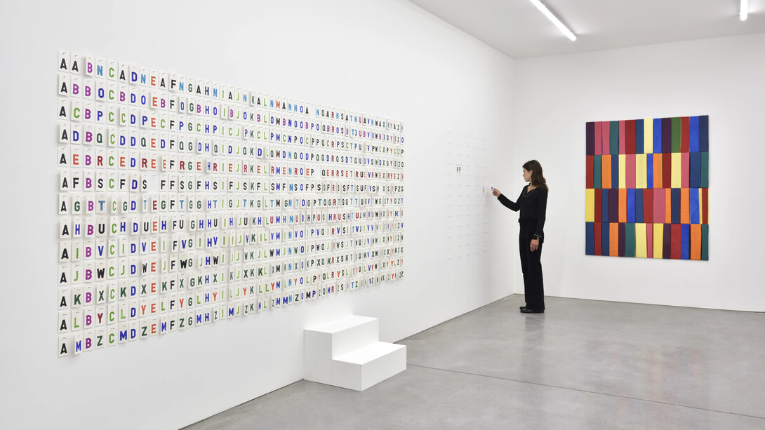 Peter Fillingham, Basil dress, vue d’exposition. Avec l’aimable autorisation de la Galerie Marian Goodman