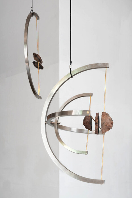 Charlotte Charbonnel, Aérolithes, 2021. Crédit photo : Vincent Blesbois