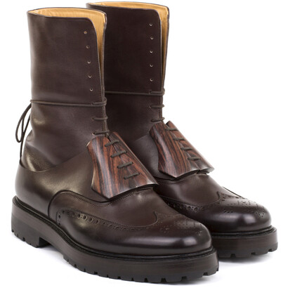 Shoes by Diego Vanassibara