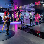 Susanne Bartsch, Transformation! Exhibition view. Courtesy of Museum für Gestaltung