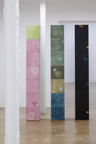 Séverine Heizmann Pozza, Settling at dawn, exhibition view. Courtesy of Kim? Contemporary Art Centre. Photo by Ansis Starks