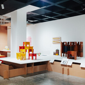 Designing childhood. Une histoire du design pour enfant, vue de l'exposition. Avec l'aimable autorisation du Design Museum