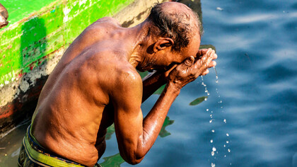 A vida nos convida a nos comprometer diariamente com escolhas, lutas e conquistas. O pulsar constante que nos chama a agir é uma força vital que, mesmo diante de desafios, nos impulsiona a seguir e encontrar sentido