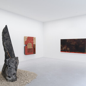 Installation view chasing another tomorrow, max goelitz, 2021 | Photo: Dirk Tacke